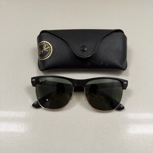 Ray-Ban Black and Gold Sunglasses with Case (missing one screw for lens)